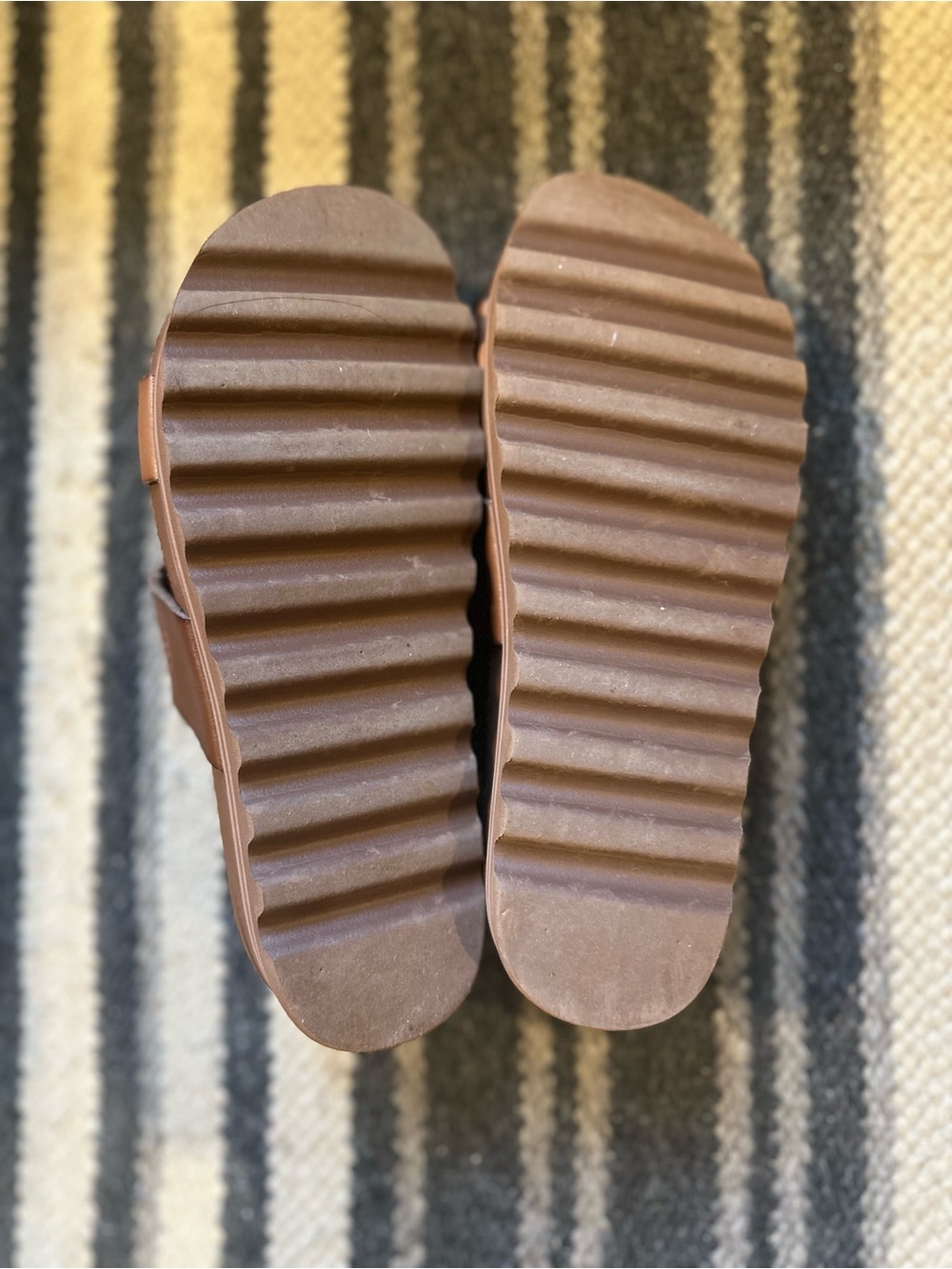 Reef Sandals - Picture 5 of 6